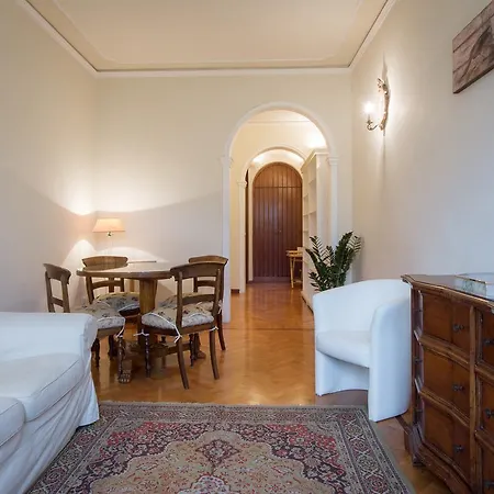 Apartment Charming Ponte Vecchio Florence