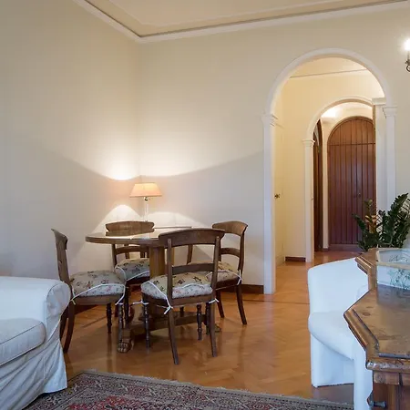 Apartment Charming Ponte Vecchio Florence